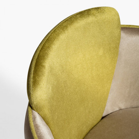 957  Raw or finished beech wood armchair, finishing to choice