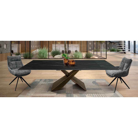 2309  Tavolo con base in metallo finitura bronzo e piano in ceramica effetto marmo nero