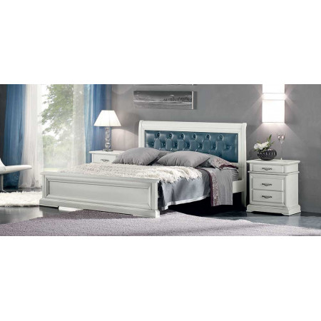 2537  Raw or finished 3 drawers night stand, finishes to customer choice