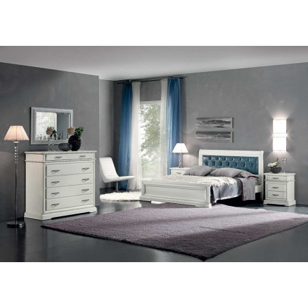 2537  Raw or finished 3 drawers night stand, finishes to customer choice