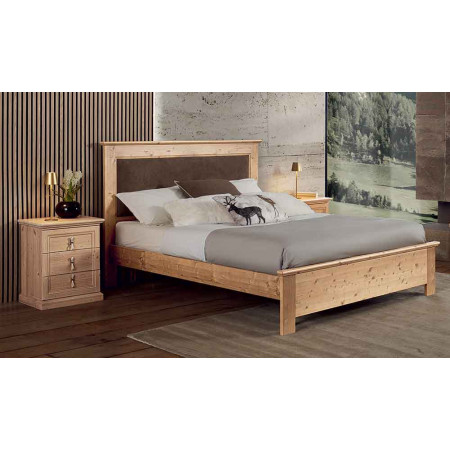 2488  Comodino 3 cassetti in legno grezzo o finito, finiture a scelta cliente