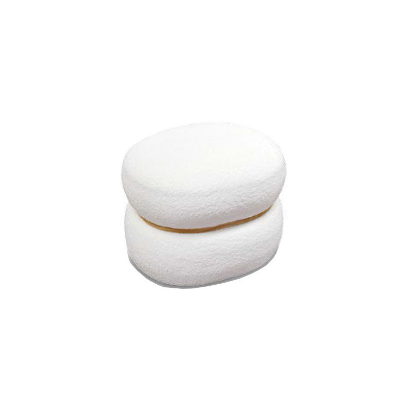 983  Pouf ovale tappezzato con pelliccia di pecora bianca o nera