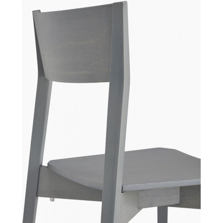 1002  Raw or finished beech or ash wood chair, finishing to choice
