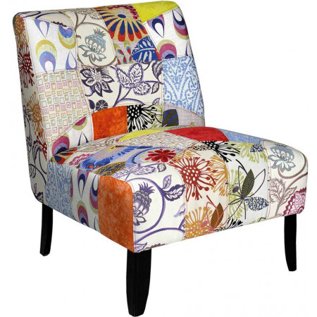 1005  Poltrona in legno tappezzata con tessuto patchwork