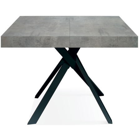 2320  Tavolo con base nera o bianca in metallo, piano allungabile grigio cemento