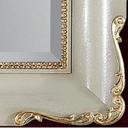 3217L  Specchiera in legno + pasta di legno decorata a mano in foglia oro o argento o su lacca