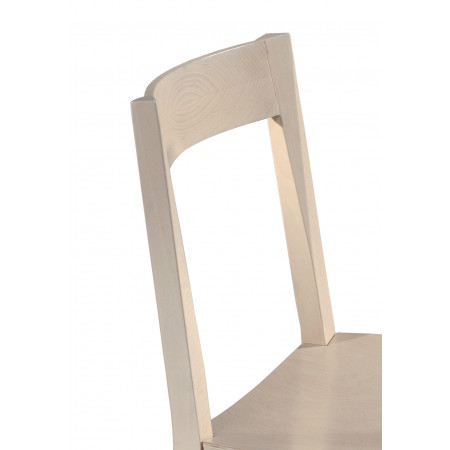 009  Raw or finished beech wood chair, finishing to choice