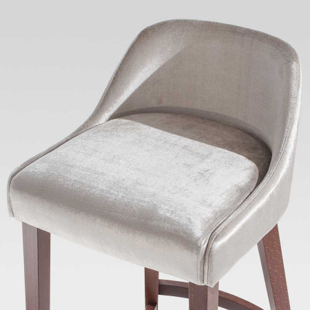 028SG  Raw or finished beech wood stool, finishing to choice