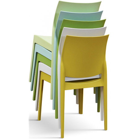 986  Sedia impilabile, struttura in polipropilene 8 colori