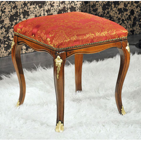 581/Q - 581/R  Stool in raw or finished beech, finishes of your choice