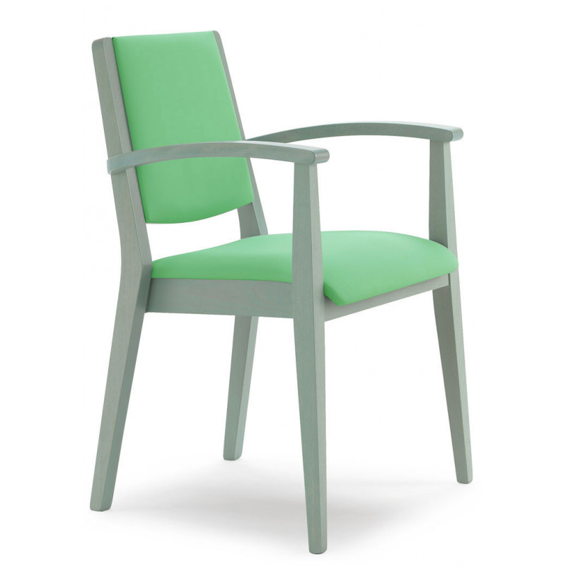 587T/C  Raw or finished armchair, finishings to choice